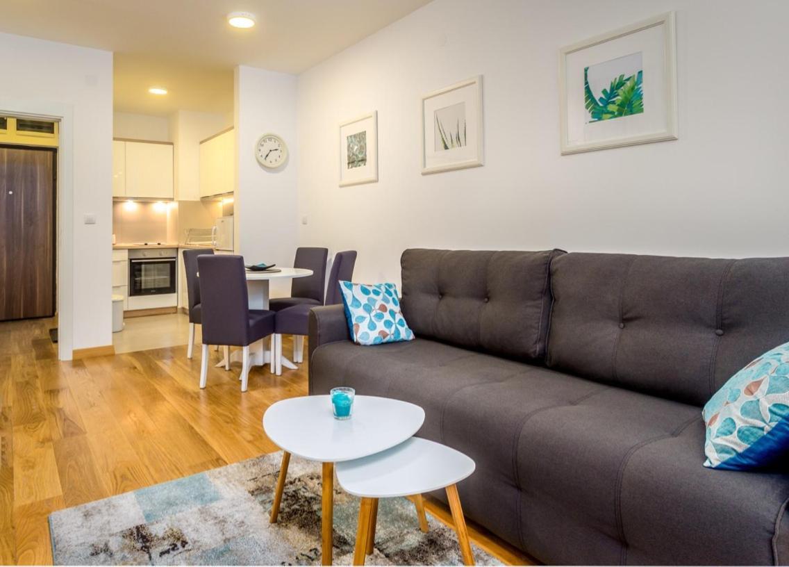 Apartman Tirena Belgrado Exterior foto
